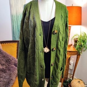 NWOT Forest Green Cable Knit Sweater L